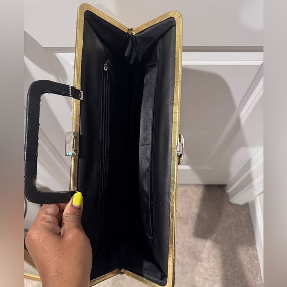 Vintage Lodis Women’s Long Gold Evening Special Event Clutch Purse with Handle - Picture 6 of 7